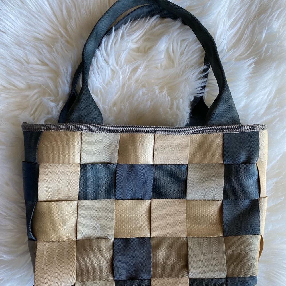 Womens Seatbelt Tan Blue Bag Purse